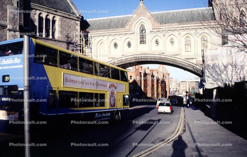 doubledecker bus, arch bridge, Dublin
