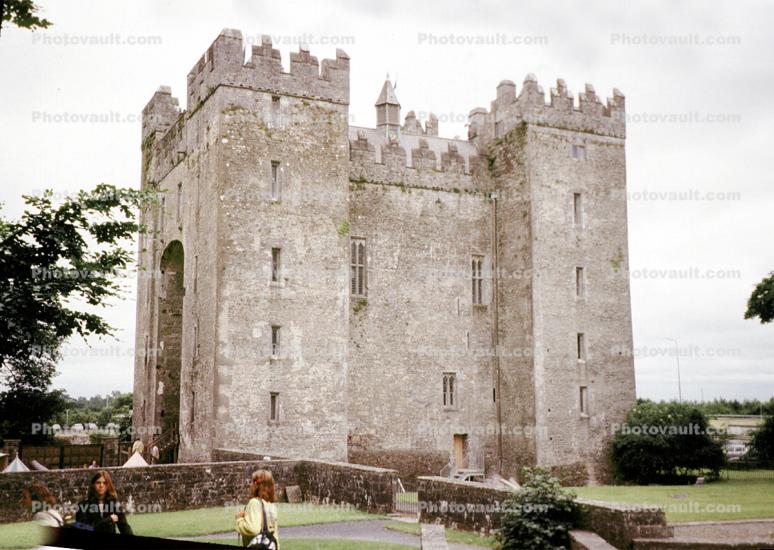 Bunratty Castle, Turret, Tower