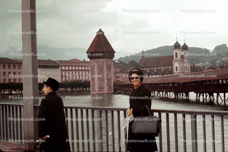 Water Tower, Lucerne Bridge, smiling woman, purse, buildings, Kapellbr?cke, Luzern, Switzerland