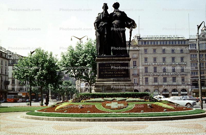 Memorial Statue to Le Peuple Genevois, statue, statuary, Sculpture, Exterior, Outdoors, Outside, Geneva, Switzerland