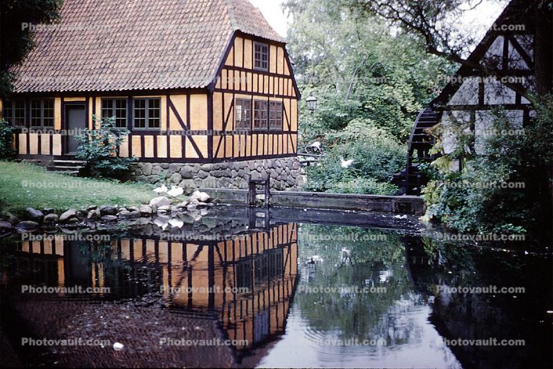 Quaint Cottage, Reflection, Home, House, Fairytale, Aarhus