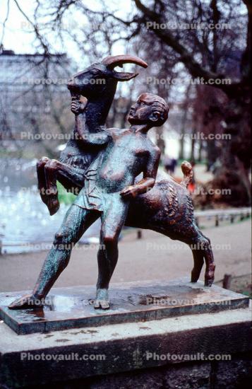 Goat Statue, landmark, sculpture, Bronze, patina, horns, Stavangar