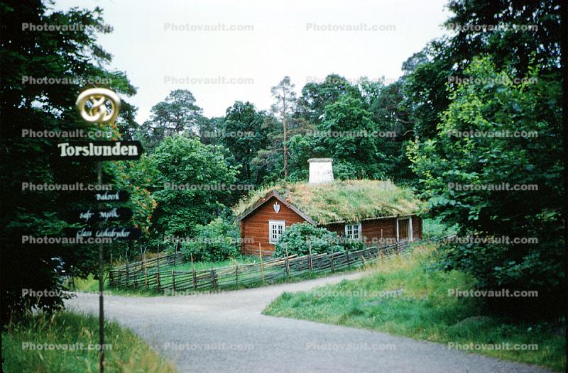 Grass Roof House, fence, road, rural, Torslunden, Skansen
