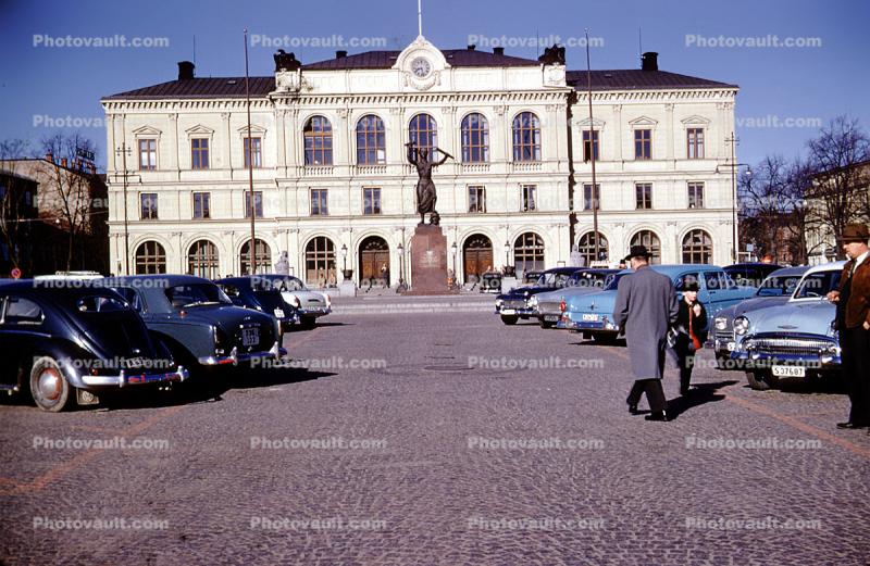 Palace, Sculpture, cars, cobblestone street, building, 1950s