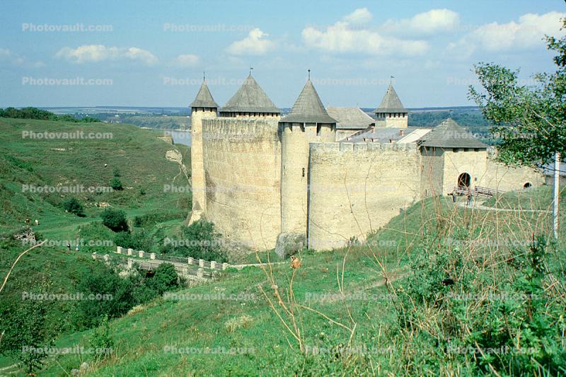 Khotyn Fortress, Castle, Bridge, Chernivtsi Oblast, western Ukraine, 11 September 1992