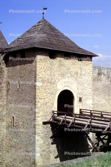 Khotyn Fortress, Castle, Bridge, Roof, Chernivtsi Oblast, western Ukraine, 11 September 1992
