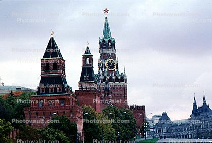 Red Square, The Sts. Constantine and Helen Tower, The Saviors Tower, Building, Red Star, Steeple, the Alarm Bell tower