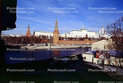 Moscow River, The Grand Kremlin Palace, buildings, The Borovitskaya Tower, The Water Supplying Tower