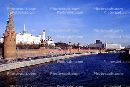 Moscow River, The Grand Kremlin Palace, buildings, Kremlin Wall, The Water Supplying Tower