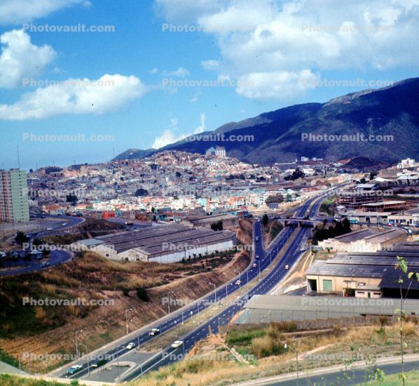 Freeway, Highway, mountain, cars,, buildings, skyline, highrise, Curucao