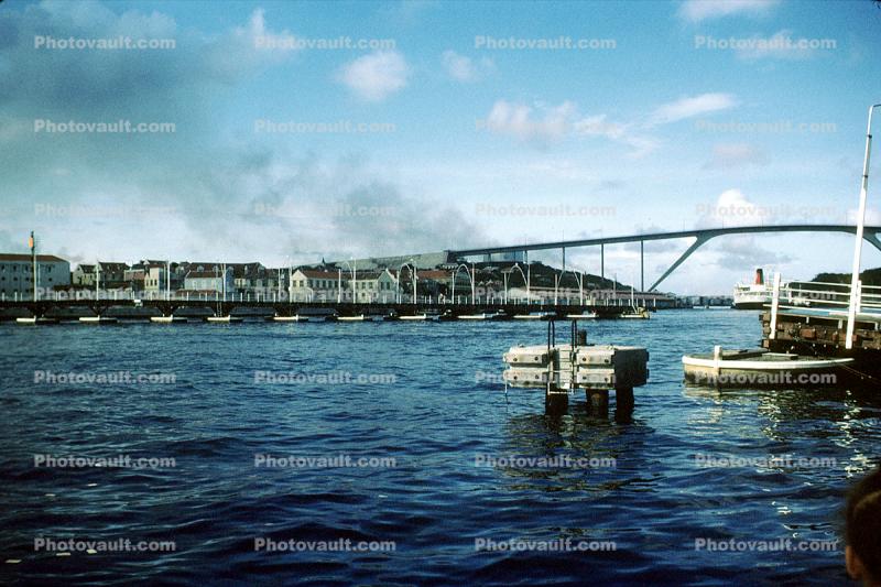 Pontoon Bridge, Queen Juliana Bridge, Harbor, Willemstad, Curacao