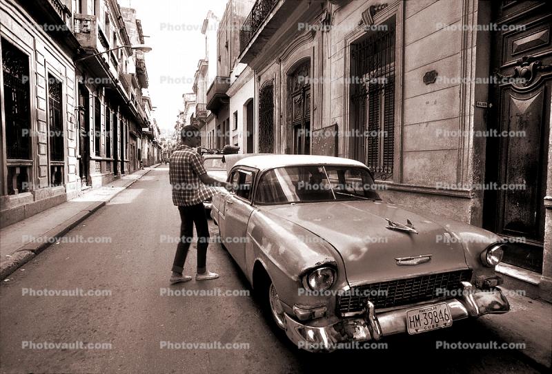 Chevy, Chevrolet, Old Havana, Buildings, Sidewalk