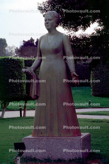 Woman Statue, Cairo
