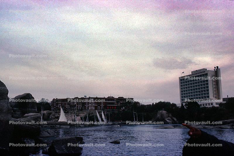 Dhow Sailing Craft, Nile River, Lateen sail, vessel, buildings, New Winter Palace Hotel