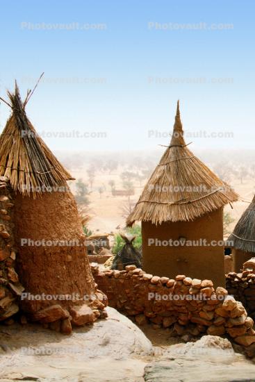 Thatched Roof House, Home, Grass Roofs, Building, Dogon Country, Mopti Region, Sahil, Sahel, roundhouse, Sod