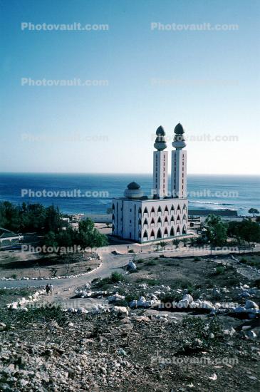 Mosque de la Divinite, Minaret, Atlantic Ocean, Dakar