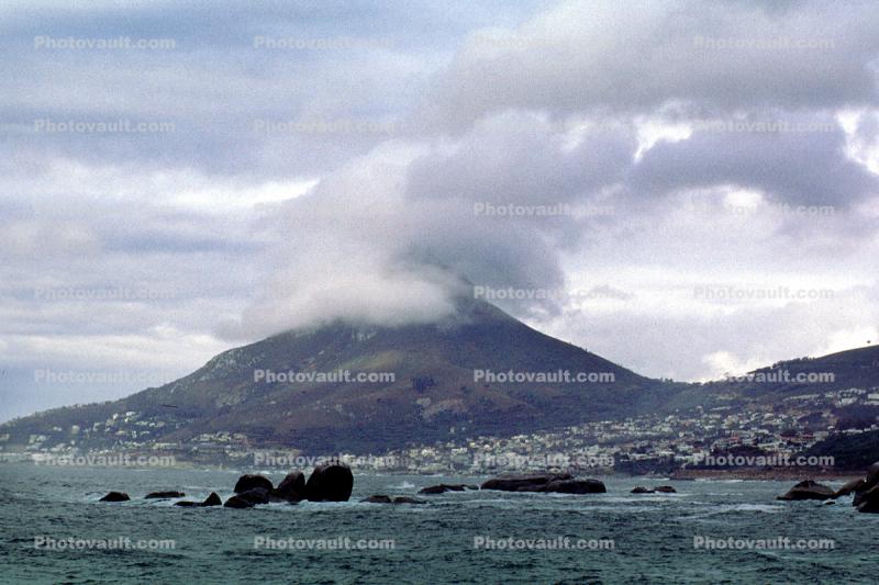 Homes, Shoreline, Seashore, Lion's Head mountain, Table Mountain National Park, Cape Town
