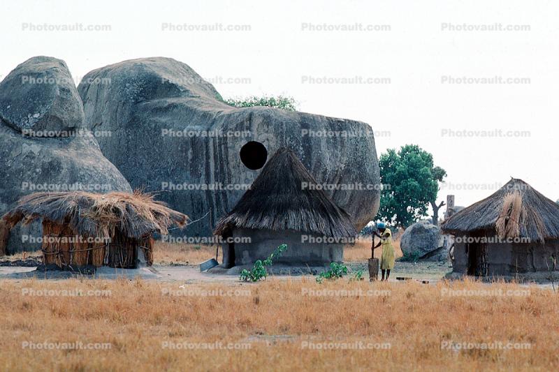 Thatched Roof Houses, Homes, Grass Roof, buildings, roundhouse, desert, boulders, building, Sod