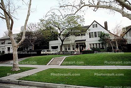 Mansion, Home, Frontyard, Curb, Sidewalk, steps