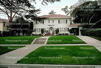 Mansion, Home, Frontyard, Sidewalk, walkway, steps, lawn
