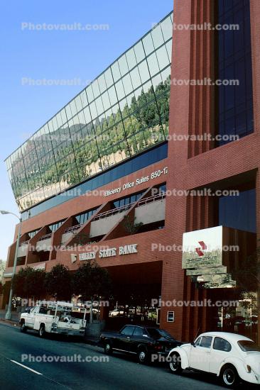 Valley State Bank, The Centrum at Universal City, Efficiency Office Suites, March 1987, 1980s