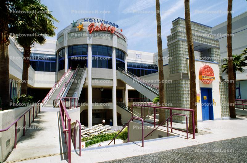 Hollywood Galaxy Theater, Hollywood Blvd