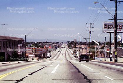 Long Beach Harbor, road, street, taco bell, cars