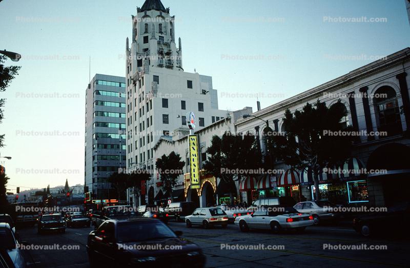 Hollywood Wax Museum, cars, landmark building