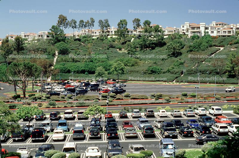 Parking Lot, Cars, bluff, condominiums, buildings, Mission Viejo, Car, Automobile, Vehicle