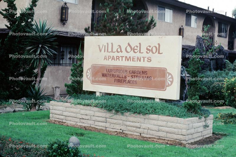 Villa Del Sol Apartments, signage, November 1980, 1980s