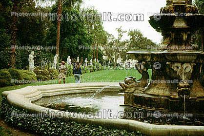 Water Fountain, aquatics, lawn, sculpture, Paul Getty Villa, December 1977, 1970s