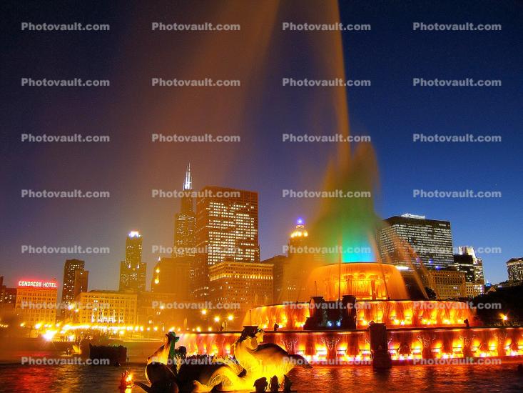 Buckingham Fountain at night, Exterior, Outdoors, Outside, Nighttime