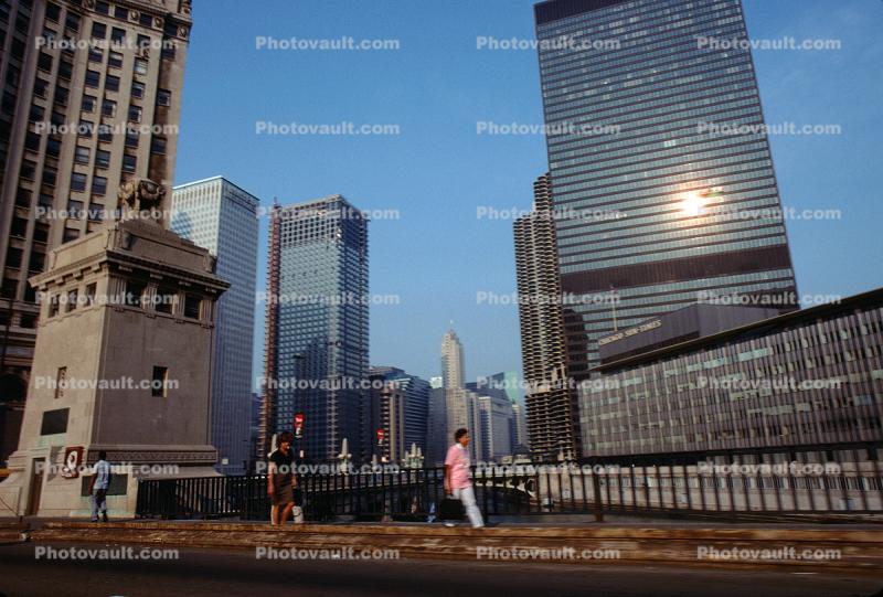 Sun Times Building, IBM Building, Michigan Avenue Bridge, Chicago River, skyline, cityscape, looking-up