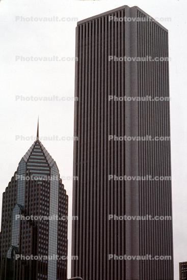 Two Prudential Plaza, Aon Center