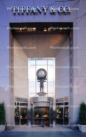 Tiffany & Co., Window