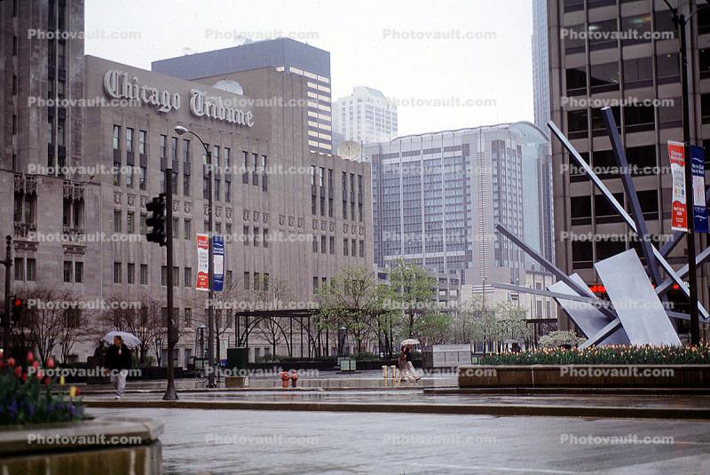Chicago Tribune Building, sculpture