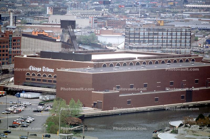 Chicago Tribune Printing House, building, Chicago River