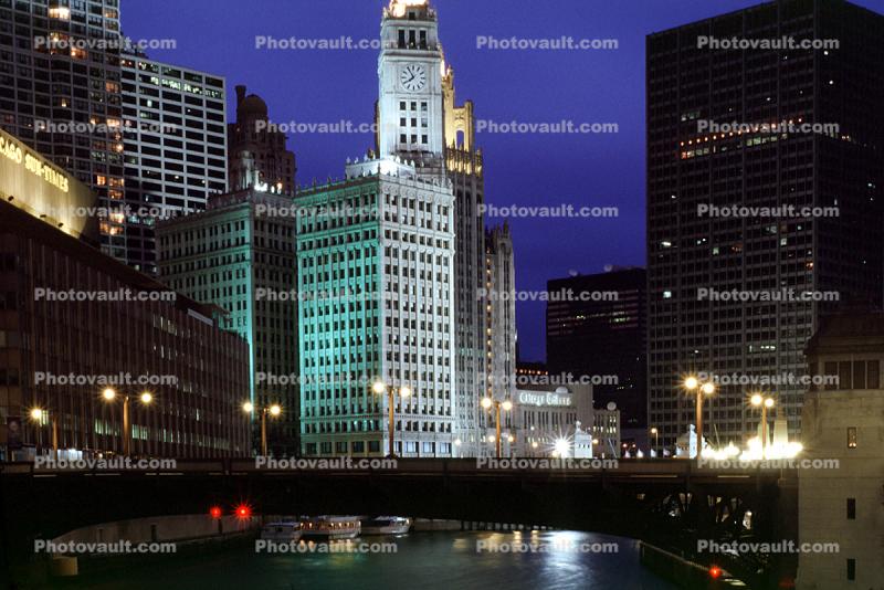 Wrigley Building, Chicago River, Twilight, Dusk, Dawn, buildings, skyscrapers, cityscape
