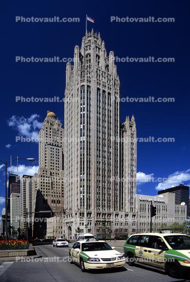 Taxi Cab, cars, Chicago Tribune Tower, Office Tower, highrise, building, neo-gothic, landmark