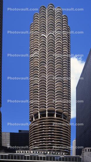 Marina City, Mixed use Residential Towers, skyscraper, building, tower, looking-up