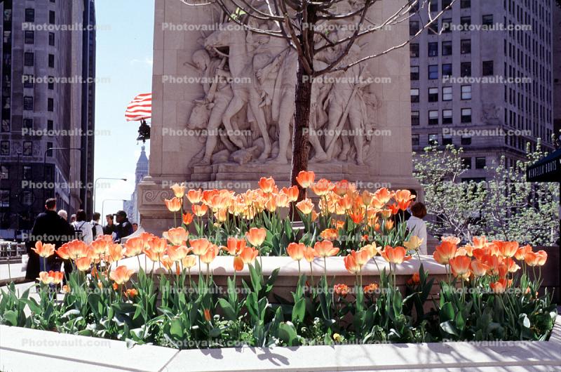 Tulips, Wrigley Plaza, bas-relief, sculpture