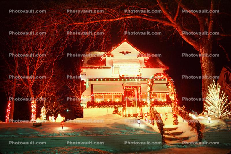 Home, House, Snow, Cold, night, nighttime, decorated, lights, Minneapolis