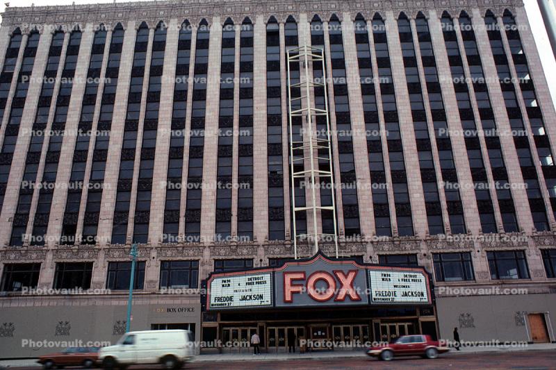 Fox Theater, Detroit, marquee