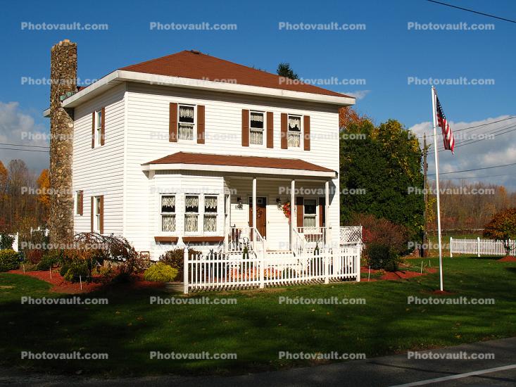 White Picket Fence, Chimney, Conneaut, Ohio, Flagpole, Home, House, Single Family Dwelling Unit, Autumn