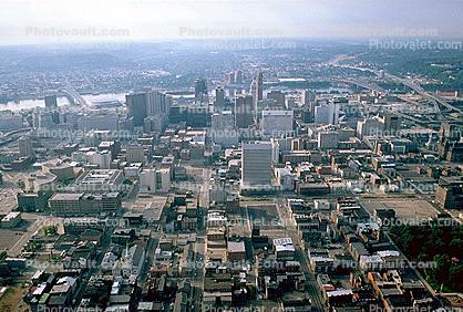 Downtown, roads, buildings, Cincinnati, 7 September 1997