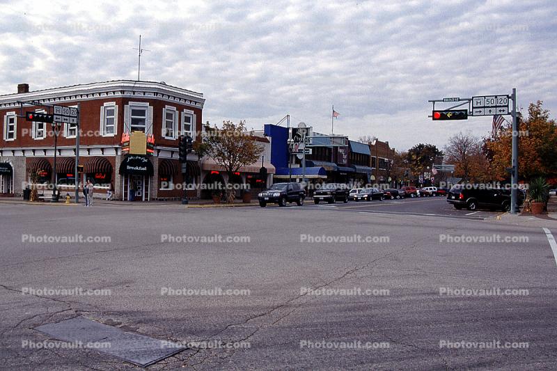 Building, small town, main street, Cars, Automobile, Vehicle, highway, road, Lake Geneva, Wisconsin