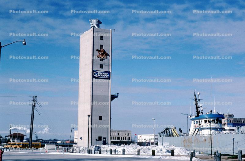 Manitowoc, Bud Lite, Tower