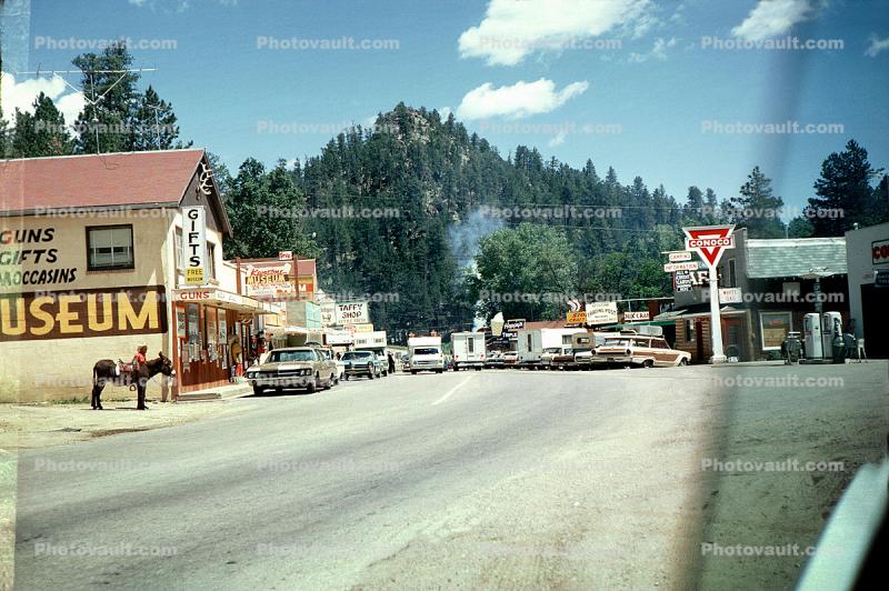 Conoco Gas Station, Shops, Highway, Roadway, Cars, Automobiles, Vehicles, Buildings, Black Hills, Custer, June 1967, 1960s