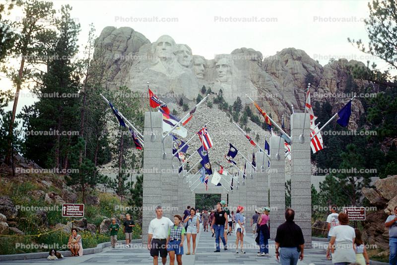 People, Flag Walkway, Columns, crowds, Mount Rushmore 