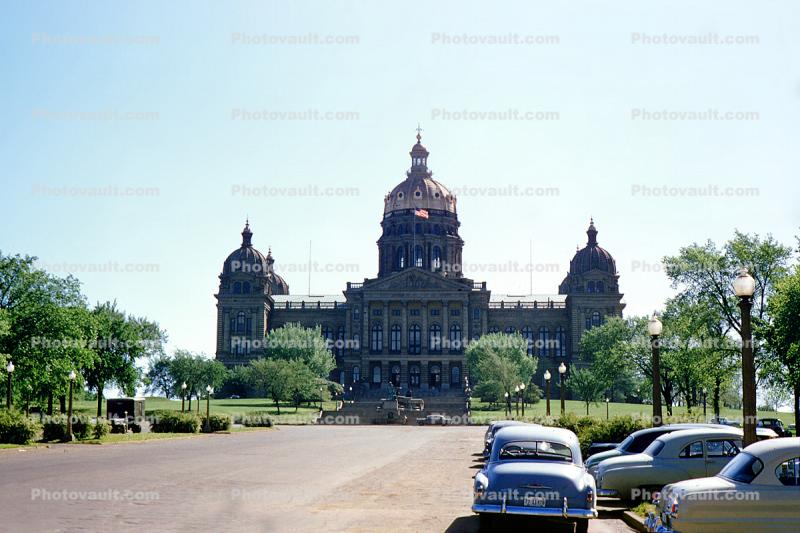 Iowa State Capitol Building, Statehouse, Cars, automobile, vehicles, Des Moines, 1955, 1950s
